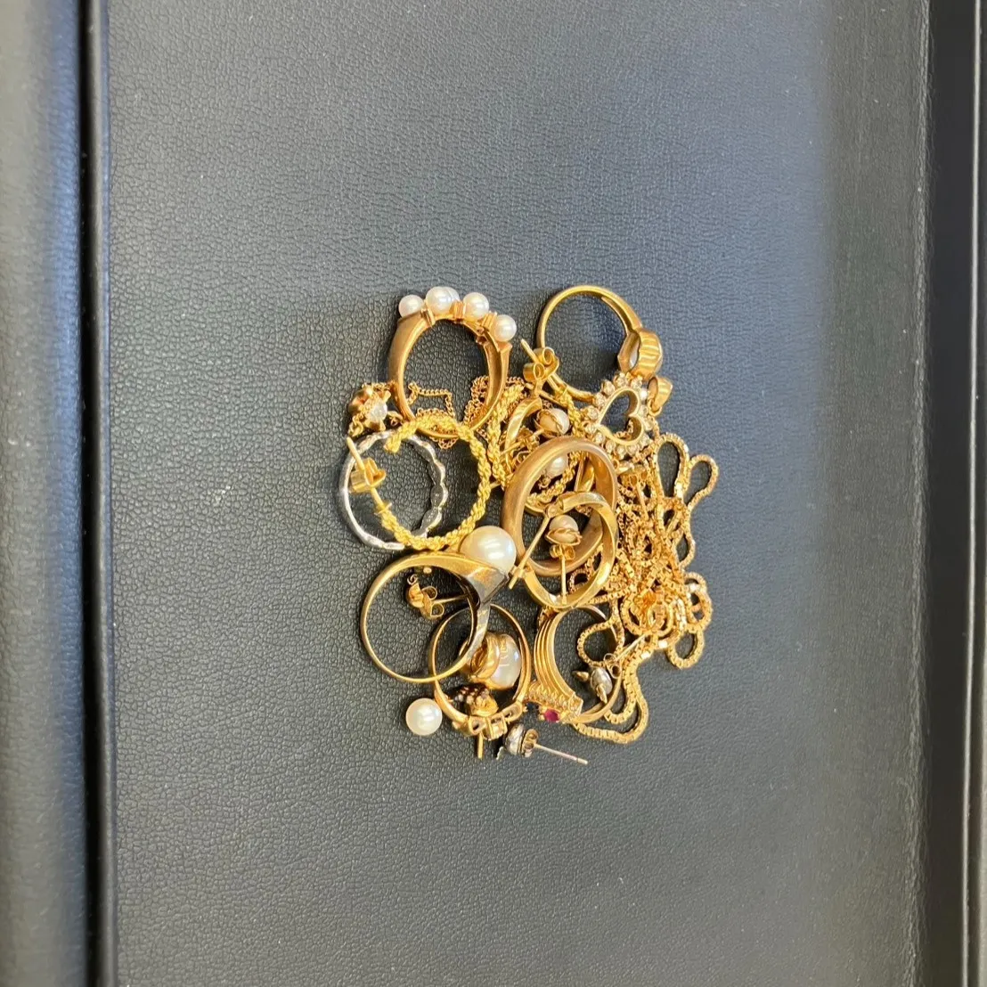 最近、使わなくなった貴金属を査定に出した方のお話を伺いました...