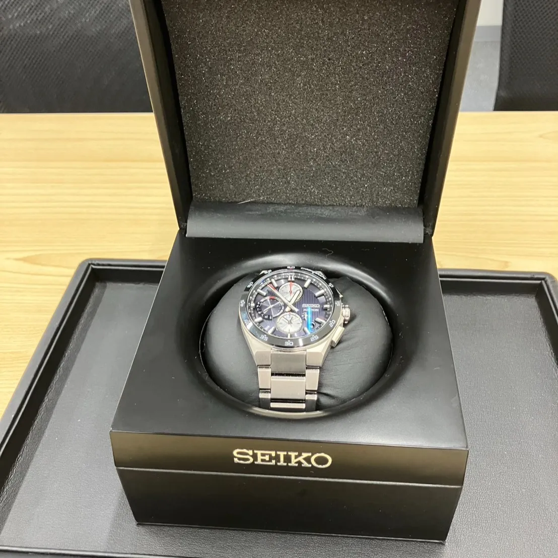 先日、使わなくなった時計をお持ちいただいたお客様にお会いしま...